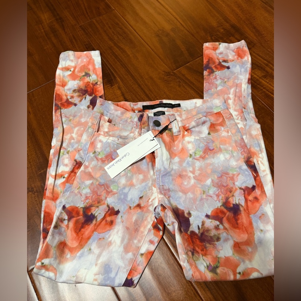 Calvin Klein Jeans Women's Skinny Jeans - Coral, Lavender, White Floral Print